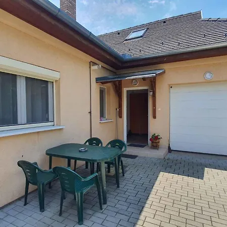 In Zamardi/balaton 20369 * زاماردي