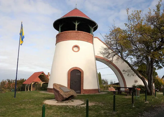 In - Balaton 20369 * Zamárdi